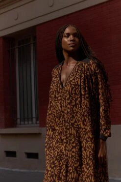 LEON & HARPER Robe Roni Leo -LEON & HARPER Shop EXTERIEURLIFESTYLE 0002