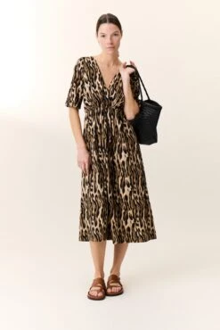 Robe Rala Savane - Leon & Harper