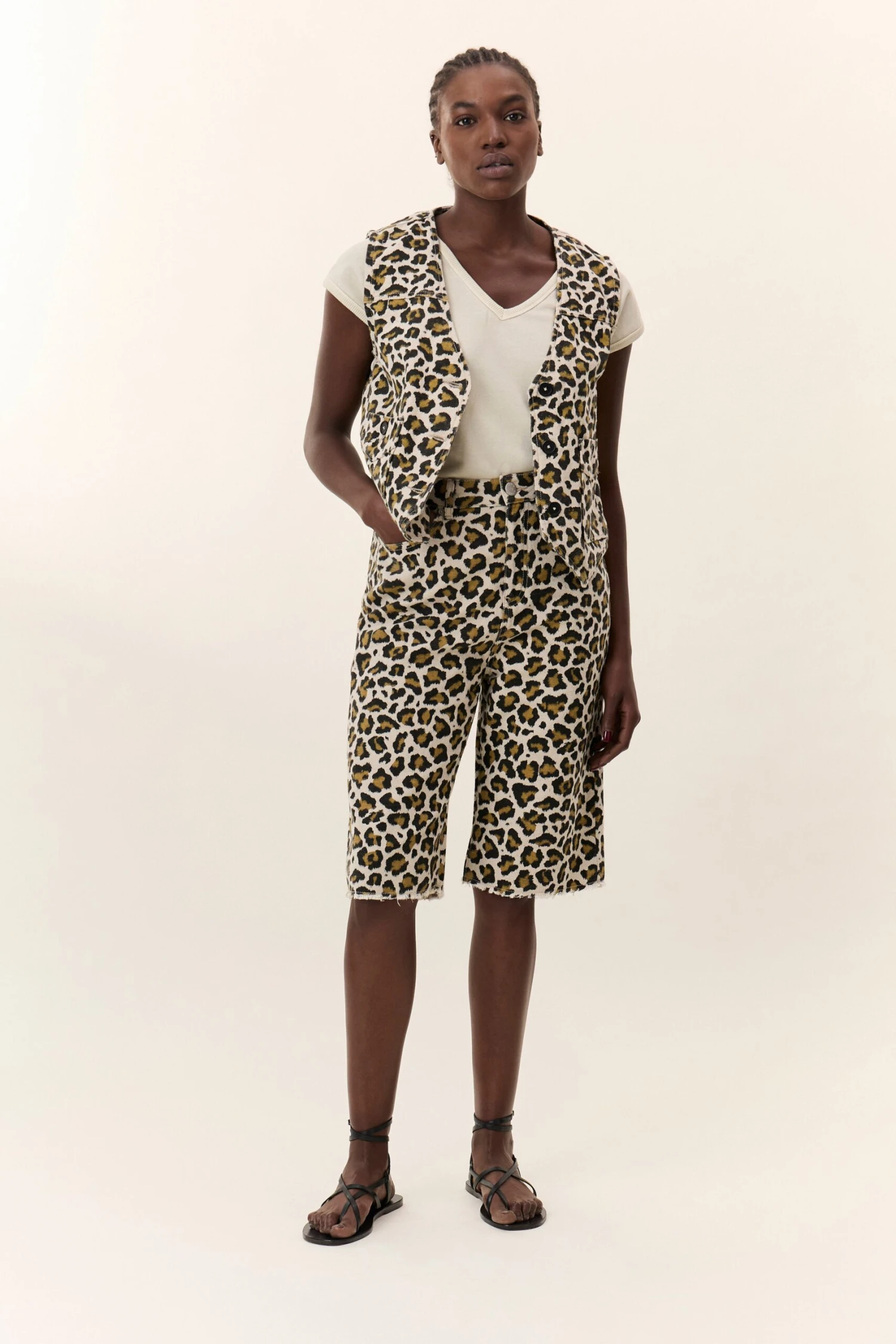 LEON & HARPER Short Franky Leo 6 LEON & HARPER Short Franky Leo - Image 6