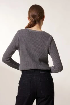 LEON & HARPER T-shirt Thaisse PLN 7 LEON & HARPER T-shirt Thaisse PLN -LEON & HARPER Shop T SHIRT THAISSE PLN CARBONE 3